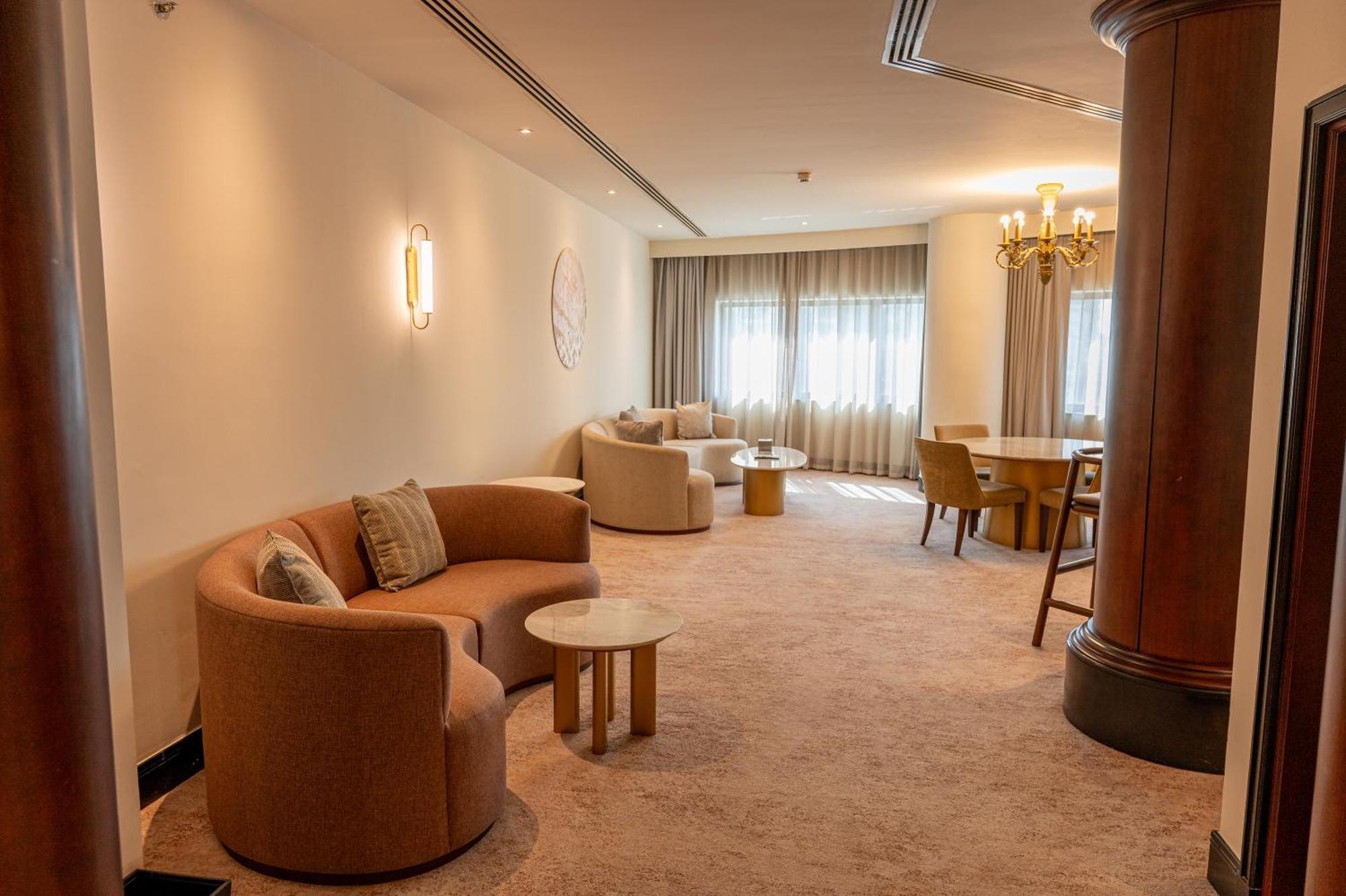 Majestic Cove Hotel - Formerly Le Meridien Fairway Dubai Exterior foto