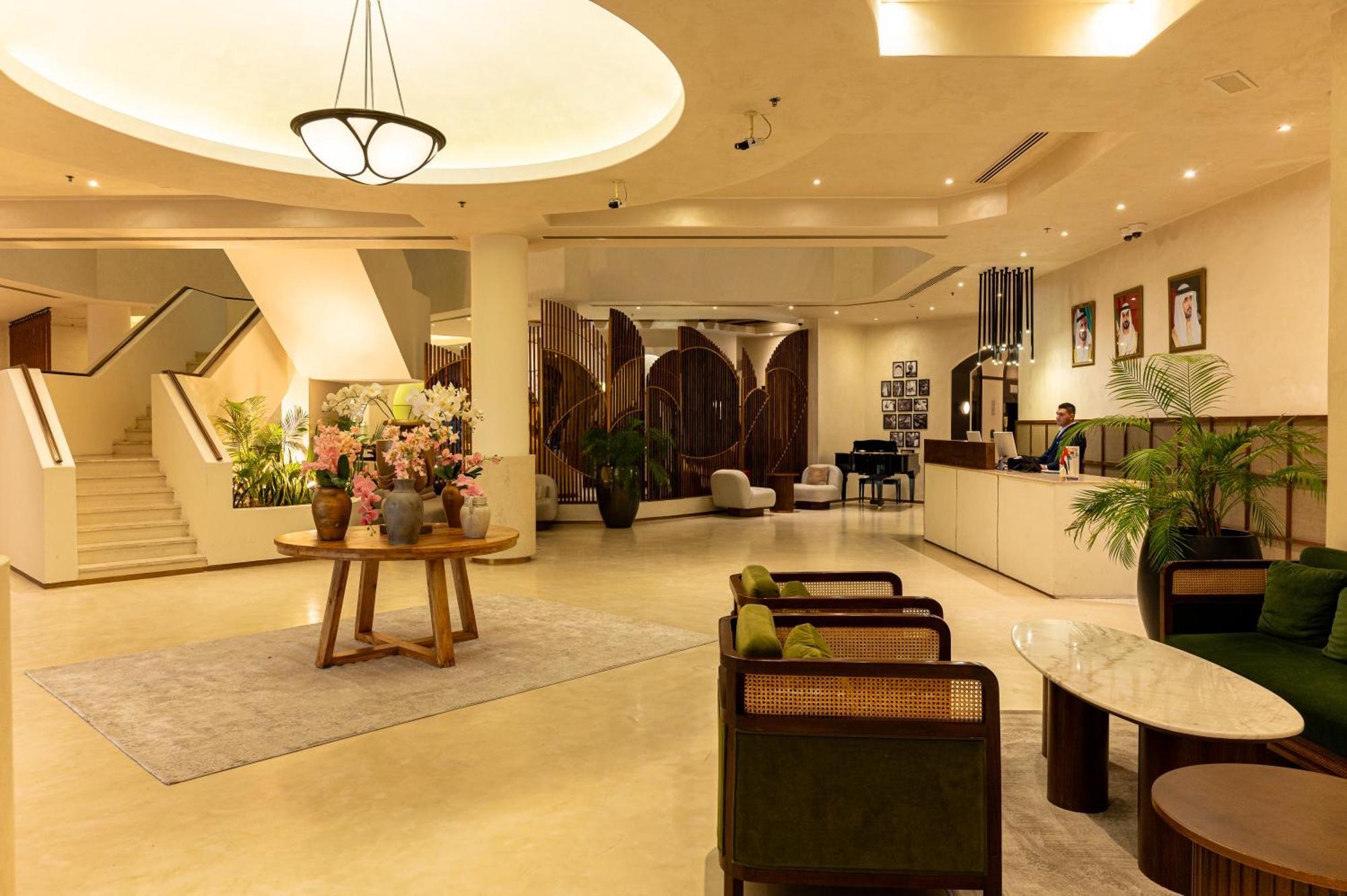 Majestic Cove Hotel - Formerly Le Meridien Fairway Dubai Exterior foto