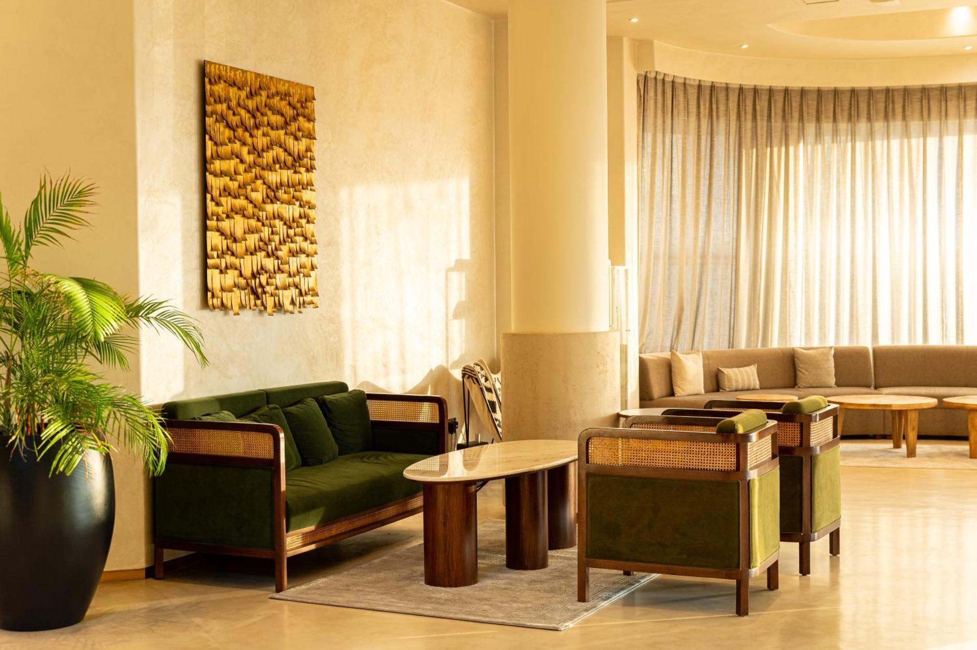 Majestic Cove Hotel - Formerly Le Meridien Fairway Dubai Exterior foto