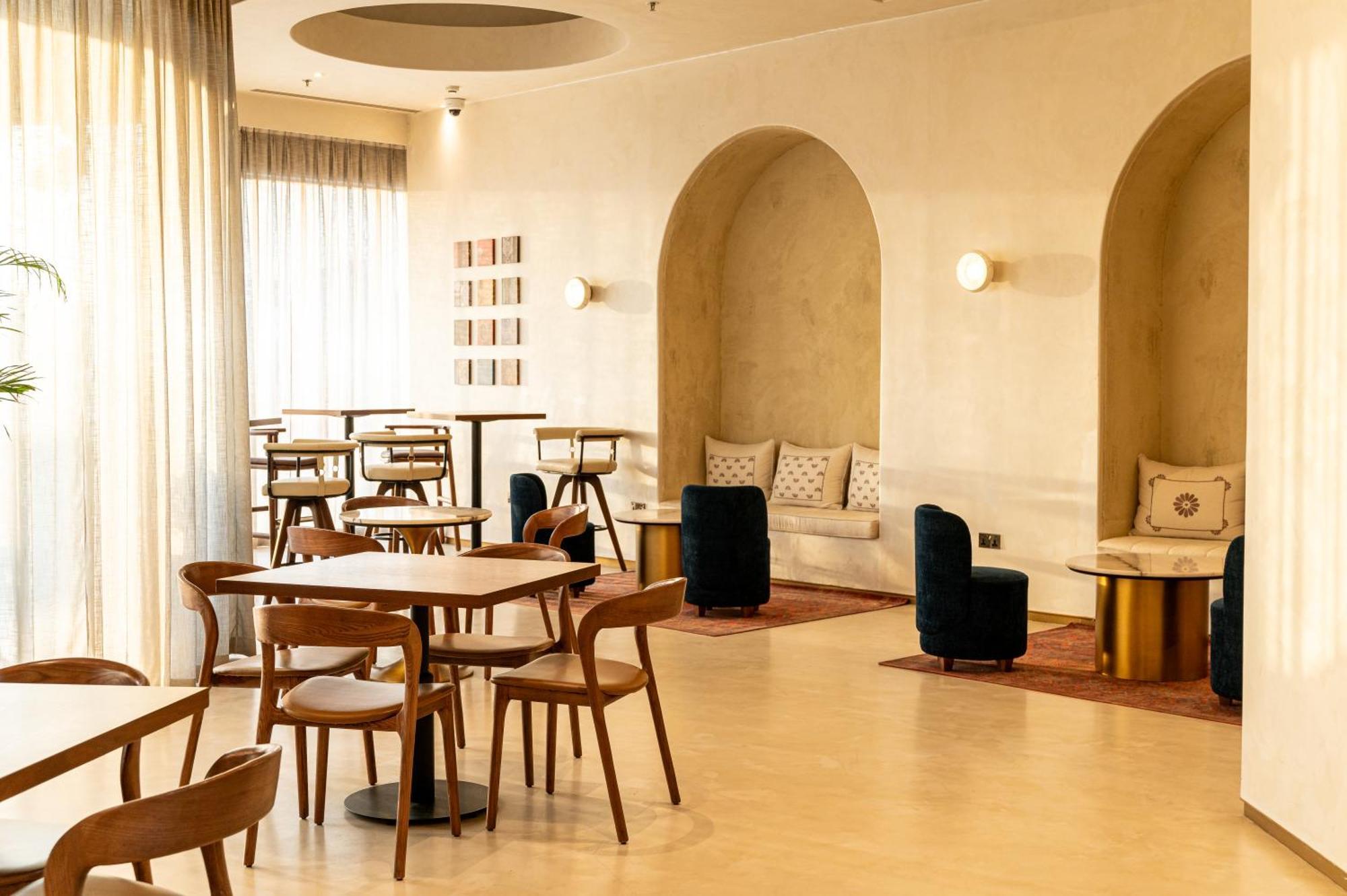 Majestic Cove Hotel - Formerly Le Meridien Fairway Dubai Exterior foto
